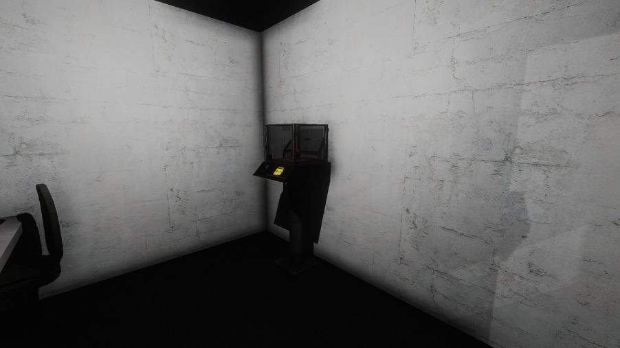 The Bulletproof Locker №7 in the side room in SCP-173's Chamber